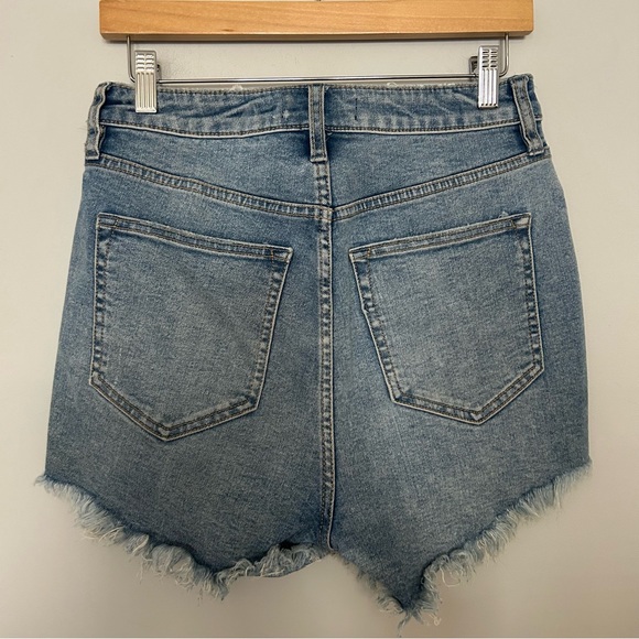 Free People We The Free Distressed Curvy Jean Shorts - Picture 3 of 4